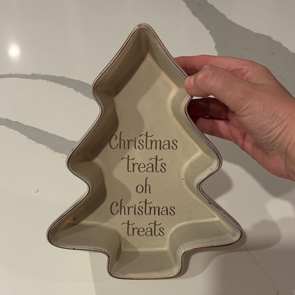 Threshold/Target Cream w Gold Trim Christmas Tree Treat Dish… 7x4 Inches